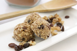 Oatmeal Raisin Walnut Cookies by Chunkie Dunkies